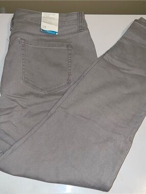 Style & Co. Women's Skinny Jeans in Gray